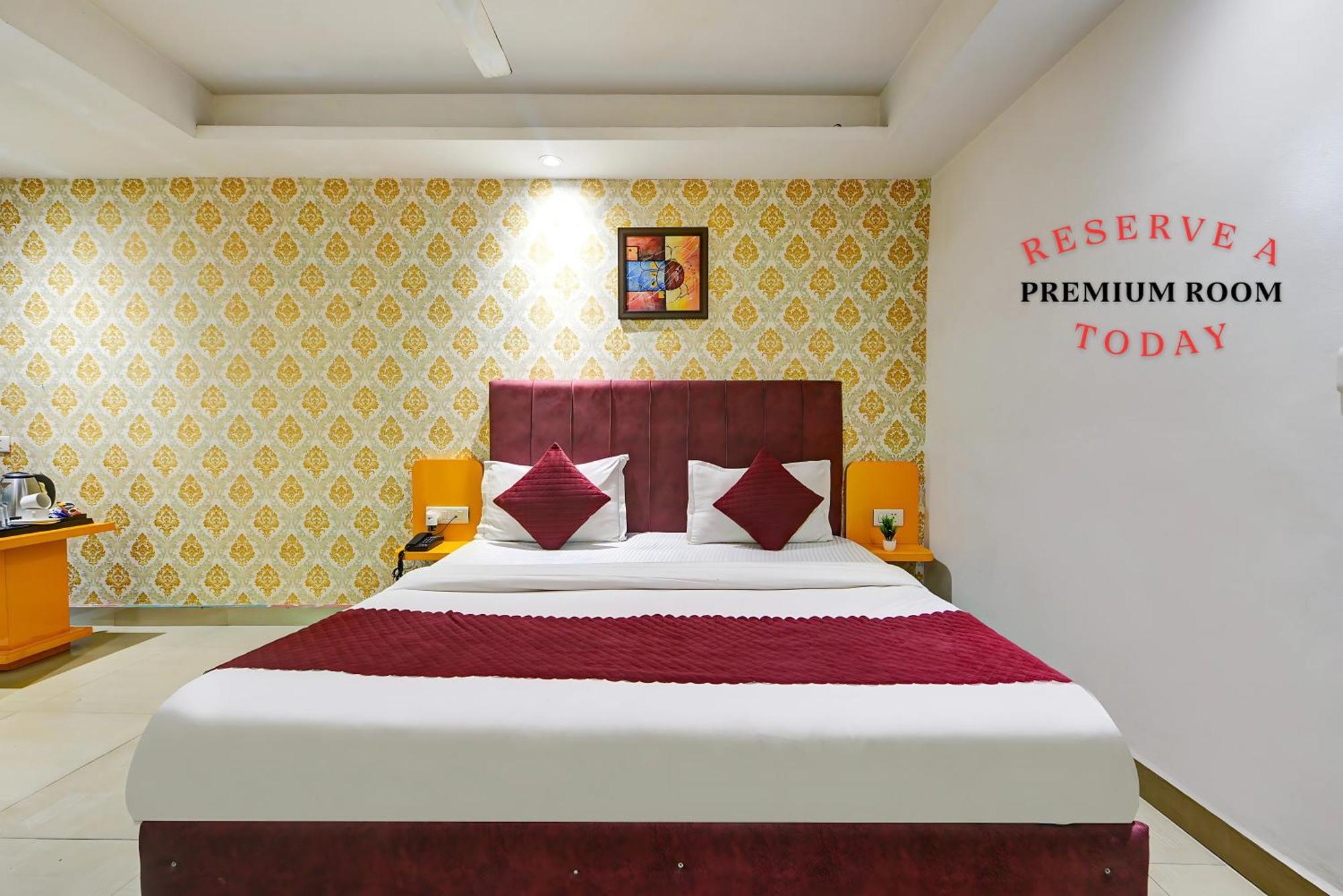 Hotel Platinum With Free Pickup-Delhi Airport Nueva Delhi Exterior foto
